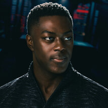 cast_nightflyers_RoyEris