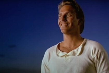 Kevin Costner in Field Of Dreams (1989).