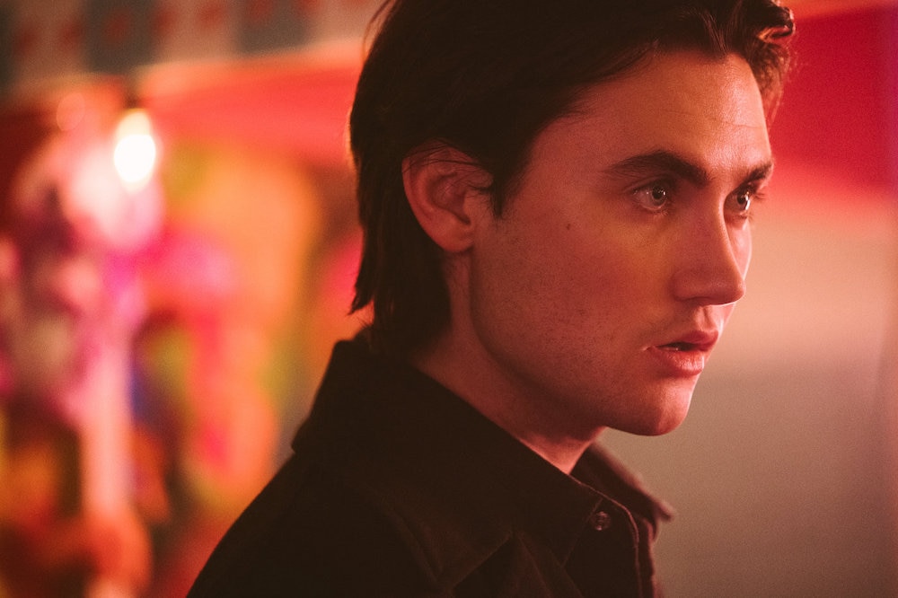 Astrid & Lilly 107 PRE_AIR