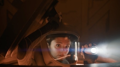 The Ark Season 2, Episode 5: "Museum of Death"